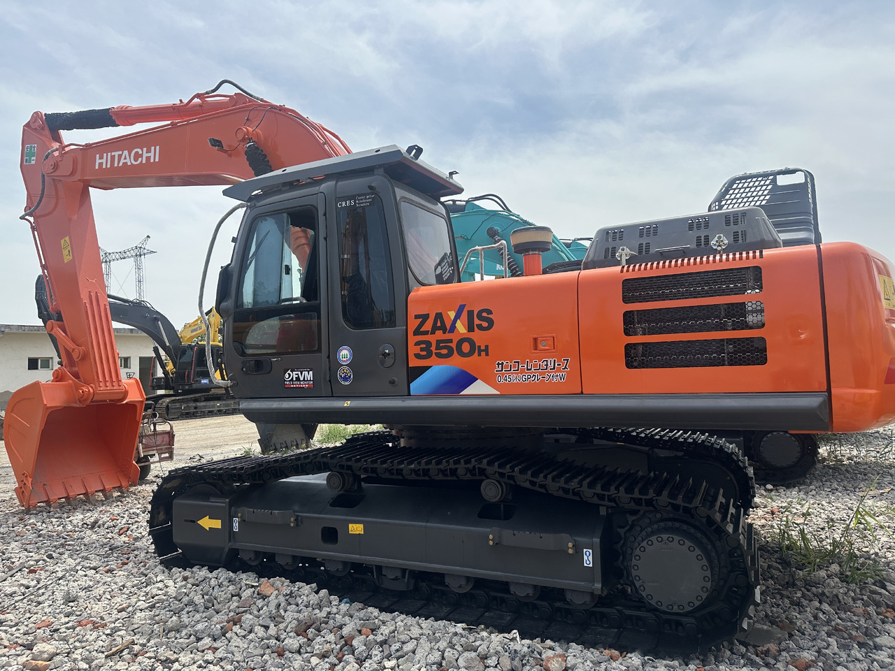 HITACHI ZX350H - حفارات زحافة: صور 1 HITACHI ZX350H - حفارات زحافة: صور 1