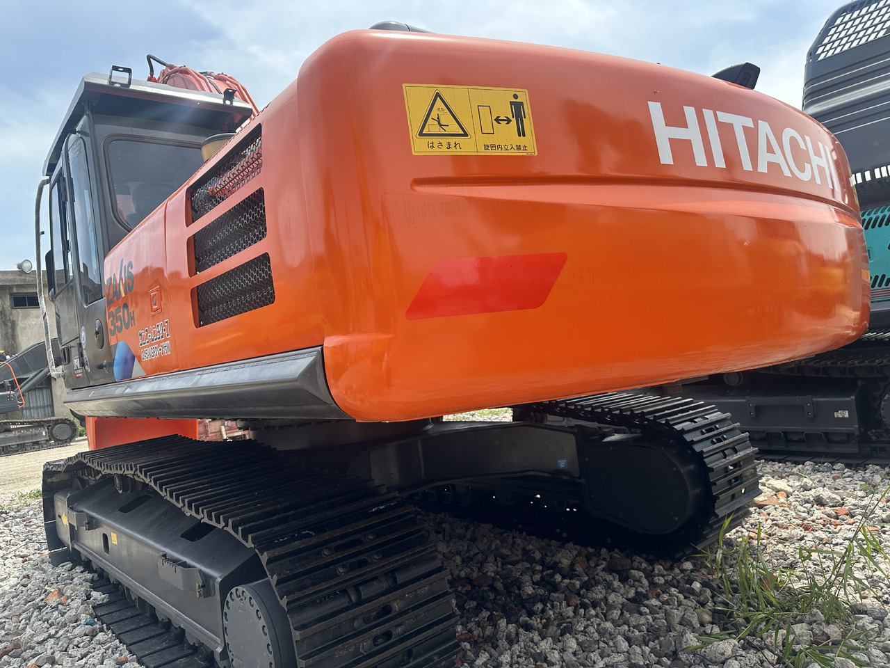 HITACHI ZX350H - حفارات زحافة: صور 2 HITACHI ZX350H - حفارات زحافة: صور 2