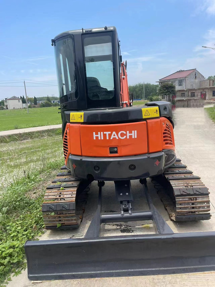 حفارة مصغرة HITACHI ZX50U-2: صور 6