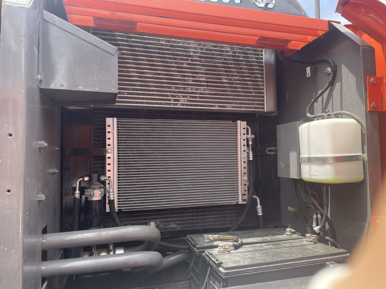 حفارات زحافة Hitachi ZX200: صور 9