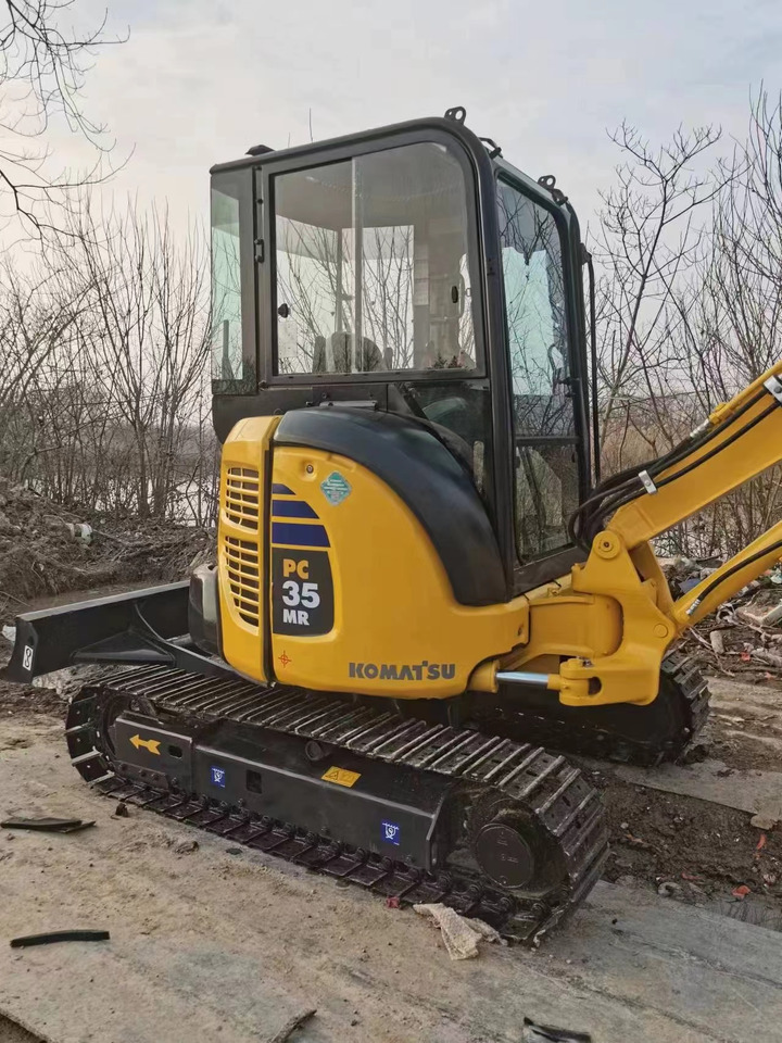 KOMATSU PC 35 MR - حفارة مصغرة: صور 3 KOMATSU PC 35 MR - حفارة مصغرة: صور 3