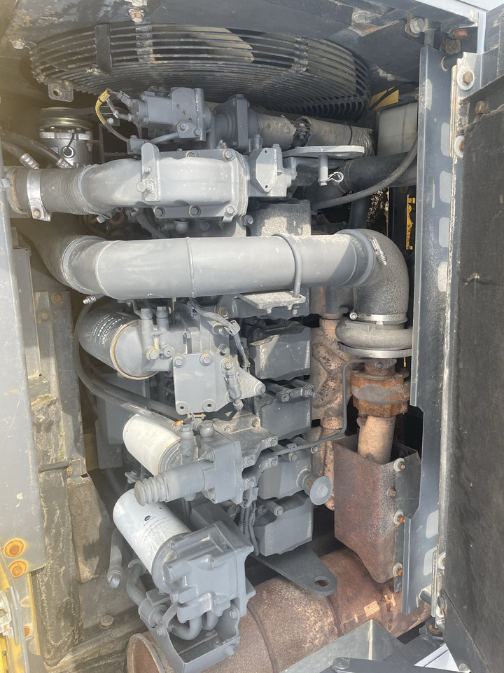 حفارات زحافة KOMATSU PC400-8R: صور 7