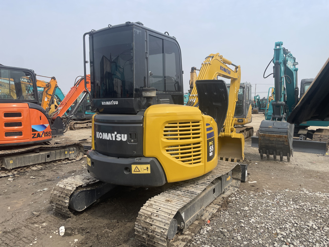 KOMATSU PC55MR - حفارة مصغرة: صور 2 KOMATSU PC55MR - حفارة مصغرة: صور 2