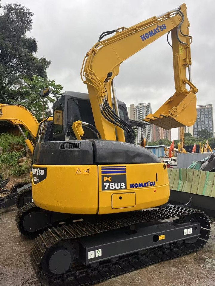 KOMATSU PC78US - حفارات زحافة: صور 1 KOMATSU PC78US - حفارات زحافة: صور 1