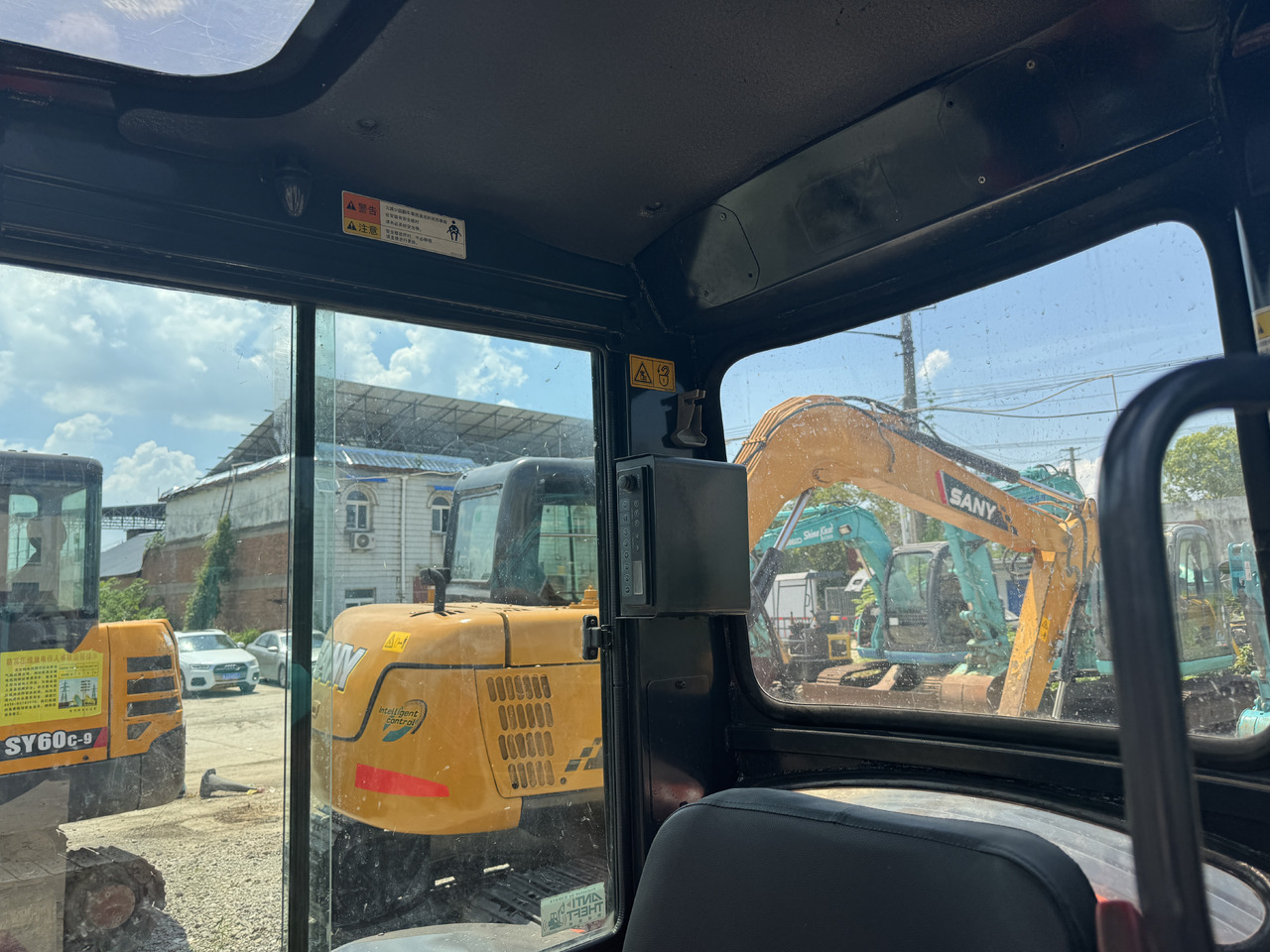 KUBOTA U35-5 - حفارة مصغرة: صور 5 KUBOTA U35-5 - حفارة مصغرة: صور 5