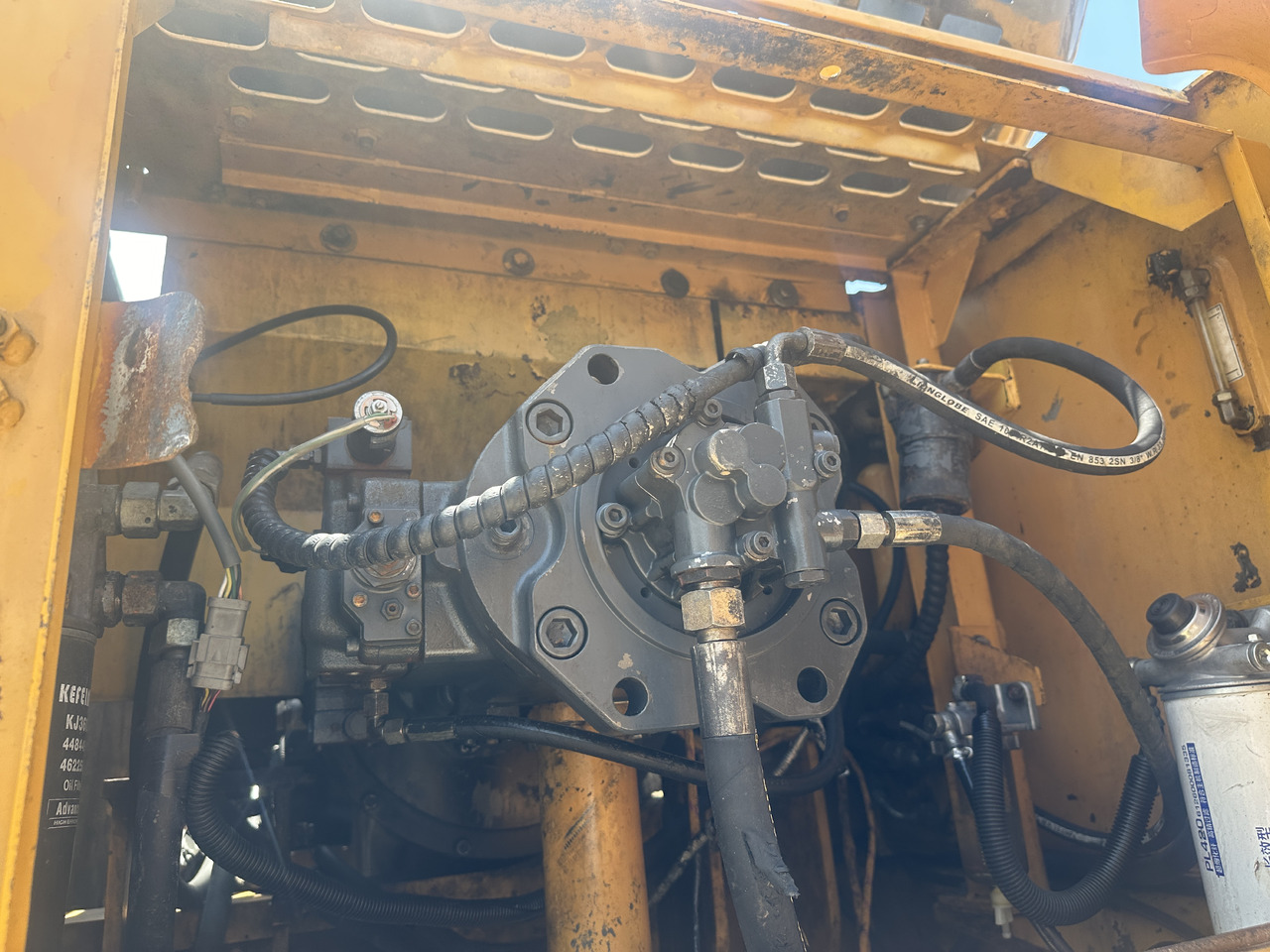 SANY SY365H - حفارات زحافة: صور 5 SANY SY365H - حفارات زحافة: صور 5