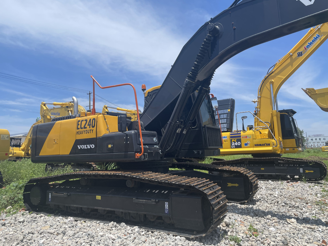 VOLVO EC240 - حفارات زحافة: صور 3 VOLVO EC240 - حفارات زحافة: صور 3