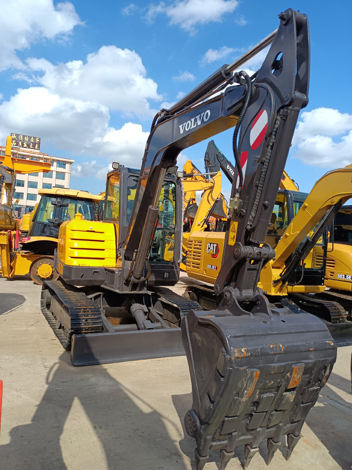 Volvo EC 60 D - حفارات زحافة: صور 5 Volvo EC 60 D - حفارات زحافة: صور 5