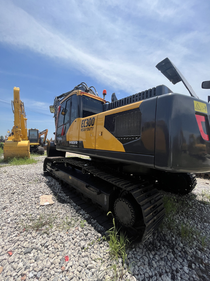 Volvo EC300DL - حفارات زحافة: صور 5 Volvo EC300DL - حفارات زحافة: صور 5