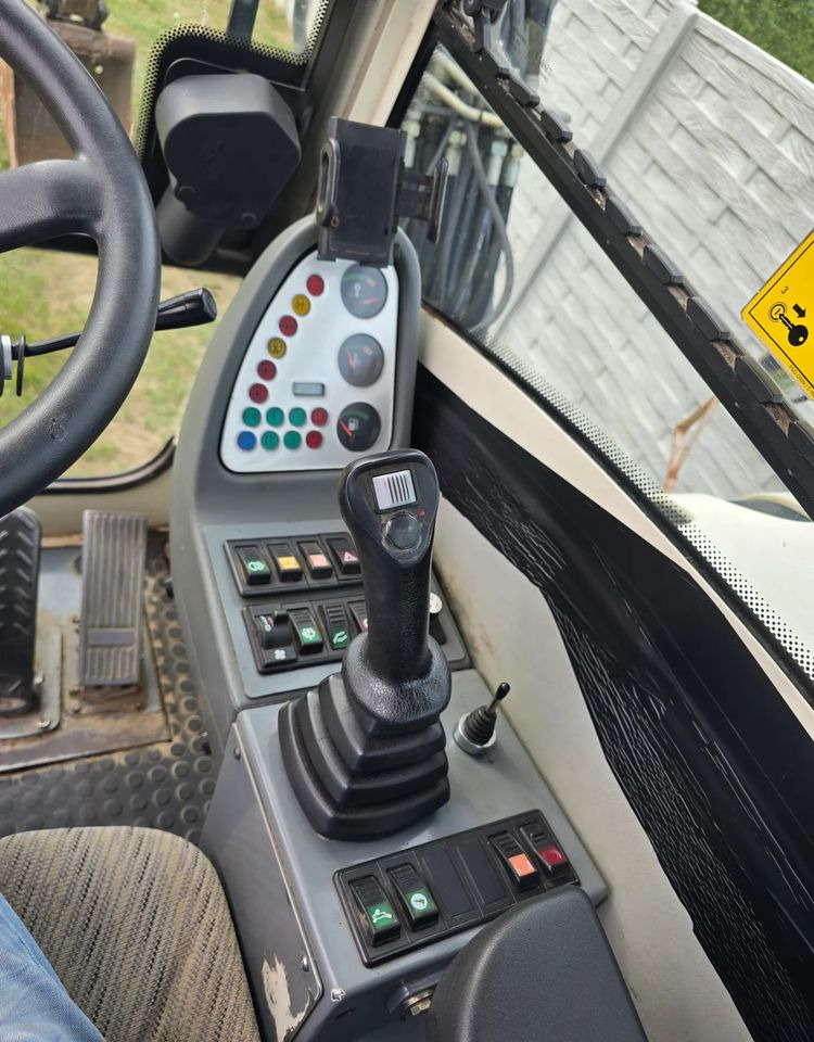 Terex - حفارة على عجلات: صور 3 Terex - حفارة على عجلات: صور 3