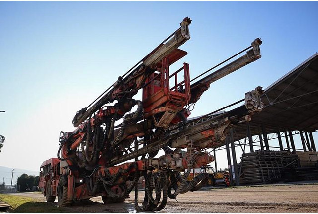 Sandvik DT1130-SC - آلة حفر: صور 2 Sandvik DT1130-SC - آلة حفر: صور 2