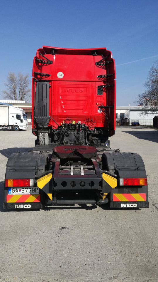 IVECO AS440T/FP-LT - شاحنة جرار: صور 4 IVECO AS440T/FP-LT - شاحنة جرار: صور 4