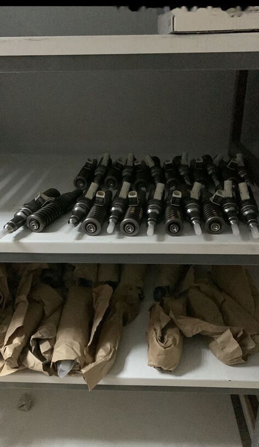 Bosch 2008-2022 0414703008 Bosch 2012-2022 - حاقن - شاحنة: صور 2 Bosch 2008-2022 0414703008 Bosch 2012-2022 - حاقن - شاحنة: صور 2