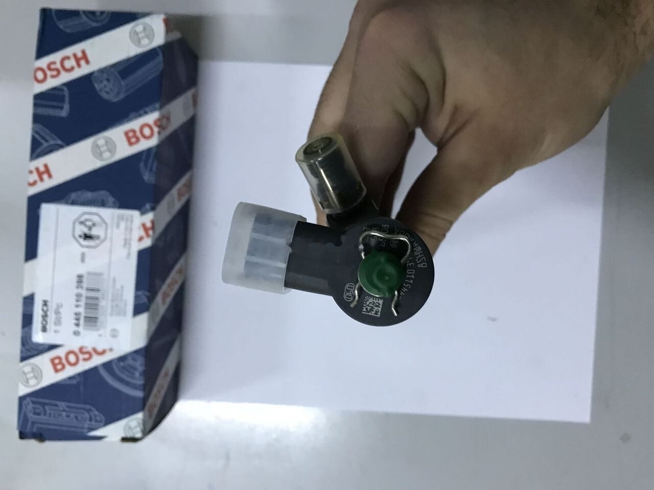 Bosch 2018 5600709499 Renault - حاقن - شاحنة: صور 1 Bosch 2018 5600709499 Renault - حاقن - شاحنة: صور 1