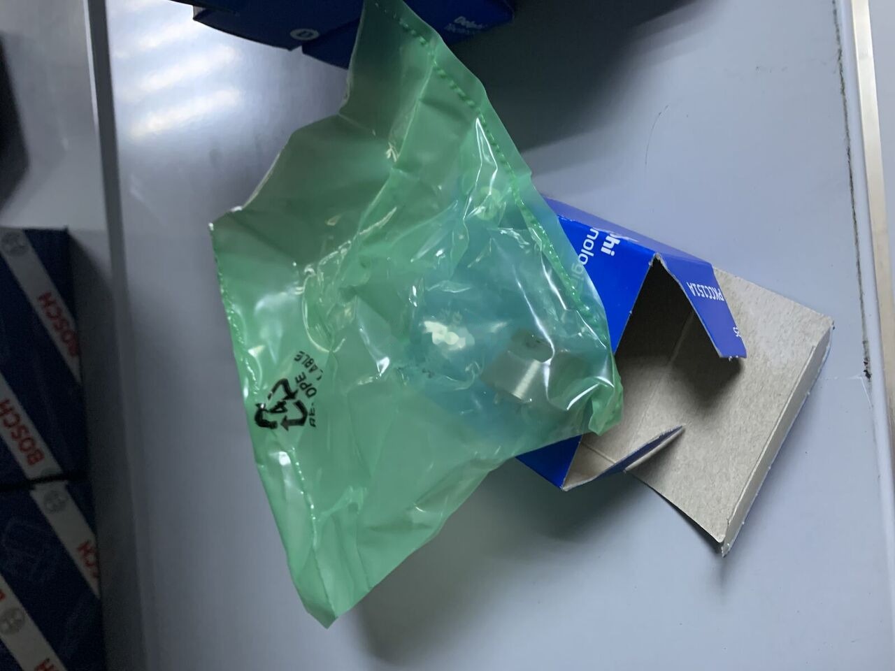 Valf Delphi 7206-0460 DAF 7206-0460 - المحرك و قطع الغيار - شاحنة: صور 4 Valf Delphi 7206-0460 DAF 7206-0460 - المحرك و قطع الغيار - شاحنة: صور 4