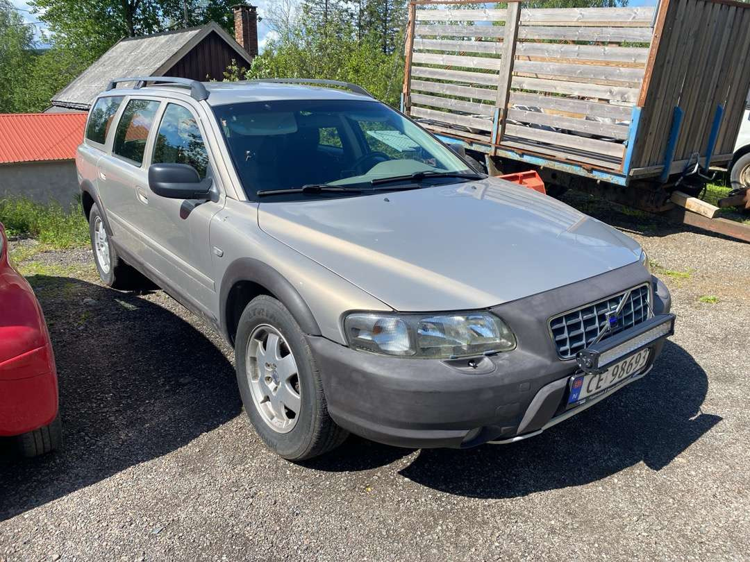 2001 Volvo XC70 EU-GODKJENT (rep.-objekt) - سيارة: صور 2 2001 Volvo XC70 EU-GODKJENT (rep.-objekt) - سيارة: صور 2