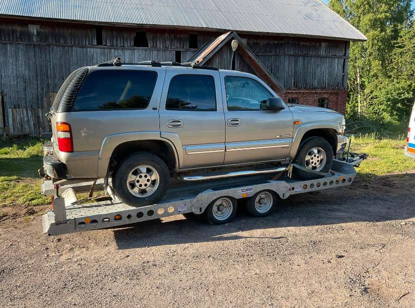 2003 Chevrolet Tahoe - سيارة دفع رباعي: صور 3 2003 Chevrolet Tahoe - سيارة دفع رباعي: صور 3