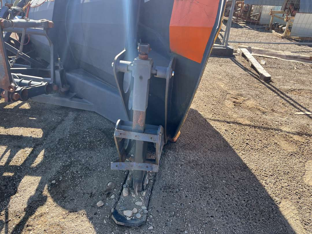 2003 Øveraasen Dl285D - كاسحة ثلوج: صور 2 2003 Øveraasen Dl285D - كاسحة ثلوج: صور 2
