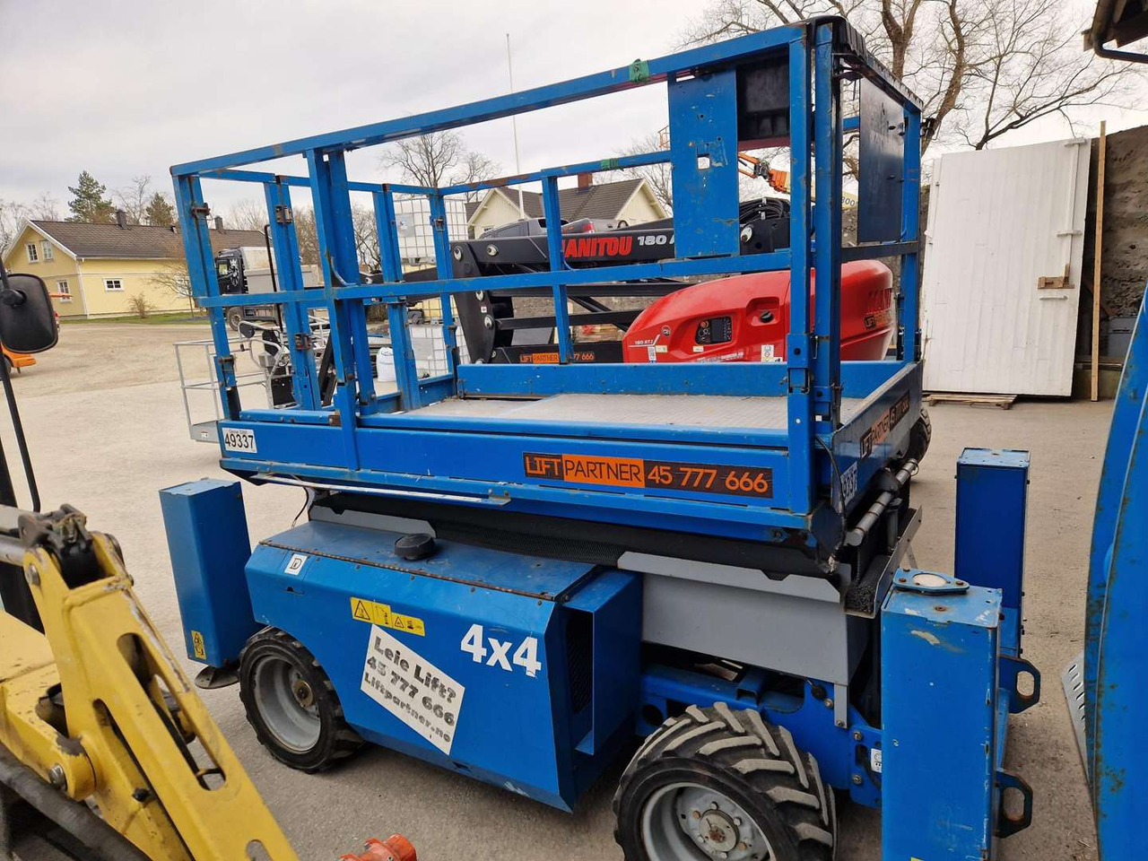 2007 Sakselift Genie 3268 - منصات هيدروليكية متنقلة: صور 4 2007 Sakselift Genie 3268 - منصات هيدروليكية متنقلة: صور 4