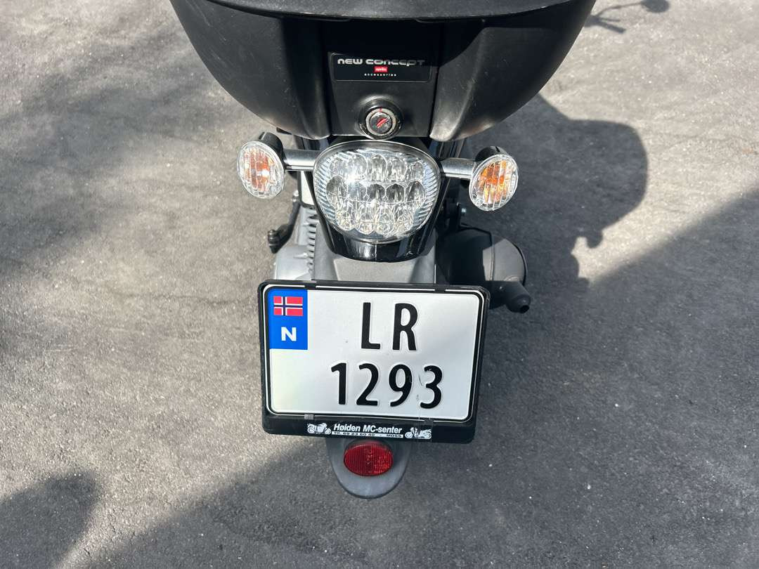 مقطورة دراجة نارية 2011 Moped APRILIA APRILIA SCARABEO50 2T NERO APR: صور 9
