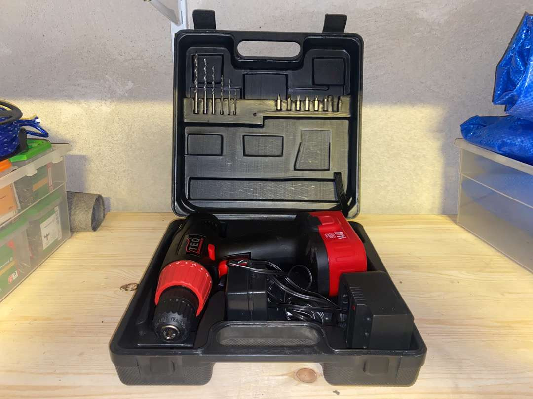 Drill fra TEQ Elektroverktøy - الأدوات والمعدات: صور 1 Drill fra TEQ Elektroverktøy - الأدوات والمعدات: صور 1