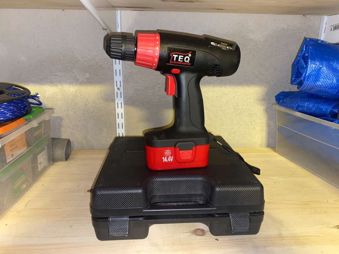 Drill fra TEQ Elektroverktøy - الأدوات والمعدات: صور 4 Drill fra TEQ Elektroverktøy - الأدوات والمعدات: صور 4