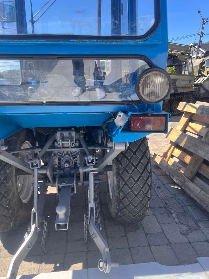 Iseki TX1500 brøyteskjær og feiekost - جرار: صور 2 Iseki TX1500 brøyteskjær og feiekost - جرار: صور 2