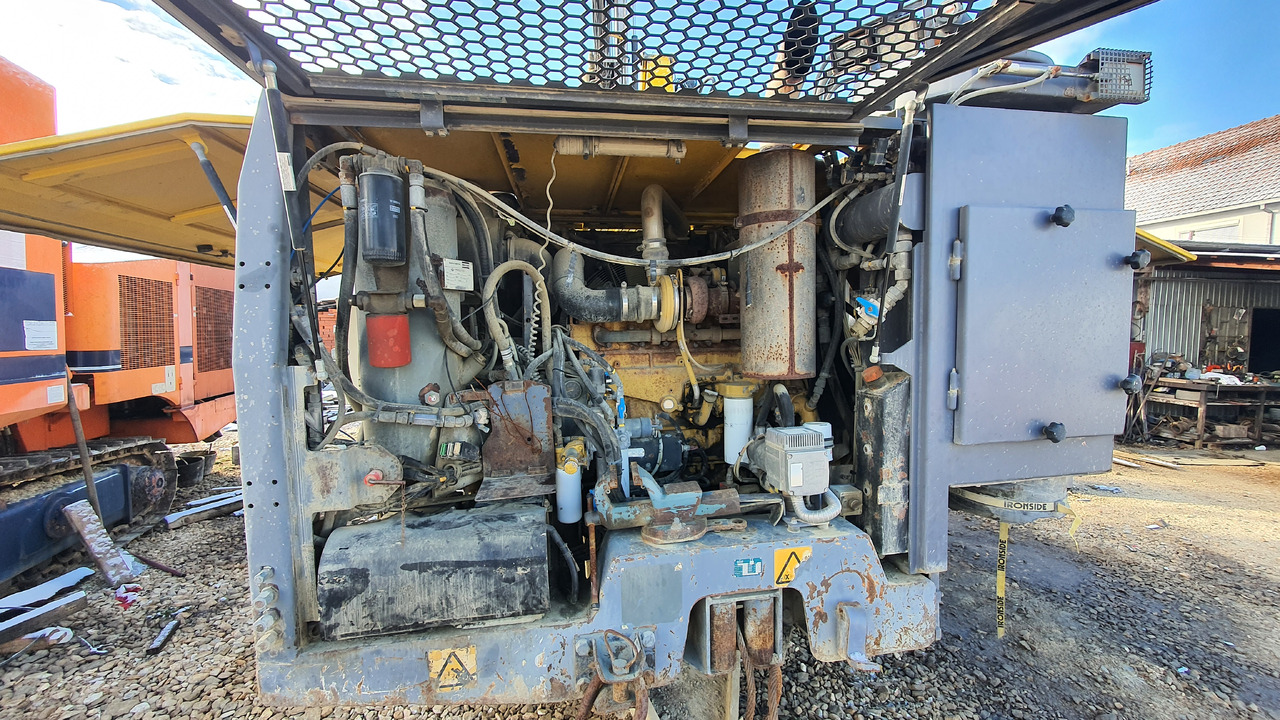 آلة حفر Atlas Copco D9c -11: صور 16