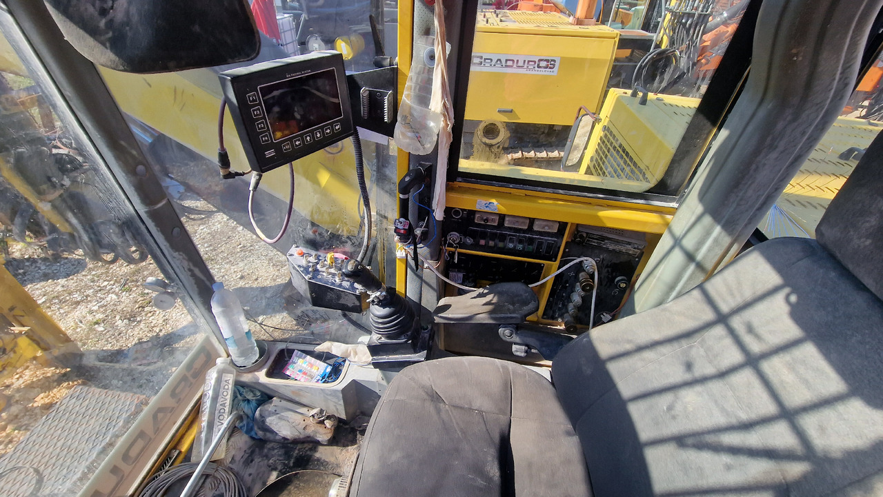 ماكينات التعدين Atlas Copco F6-32: صور 43