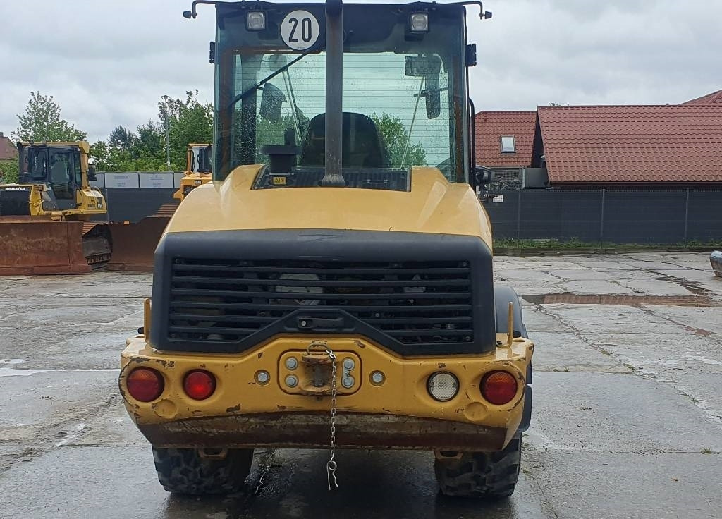 CAT 906M - اللودر بعجل: صور 4 CAT 906M - اللودر بعجل: صور 4