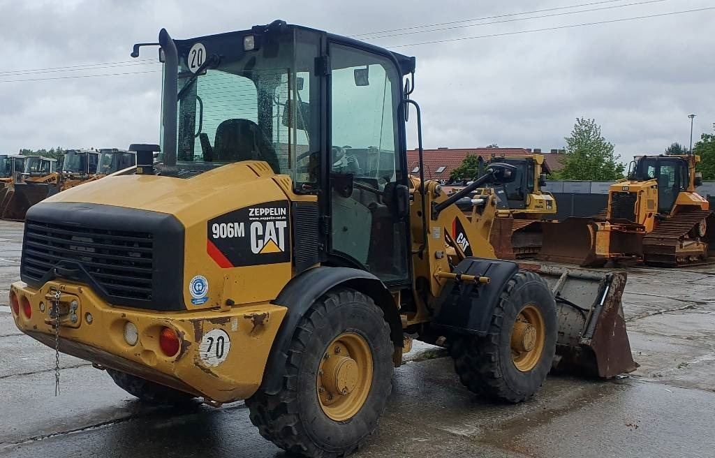 CAT 906M - اللودر بعجل: صور 5 CAT 906M - اللودر بعجل: صور 5