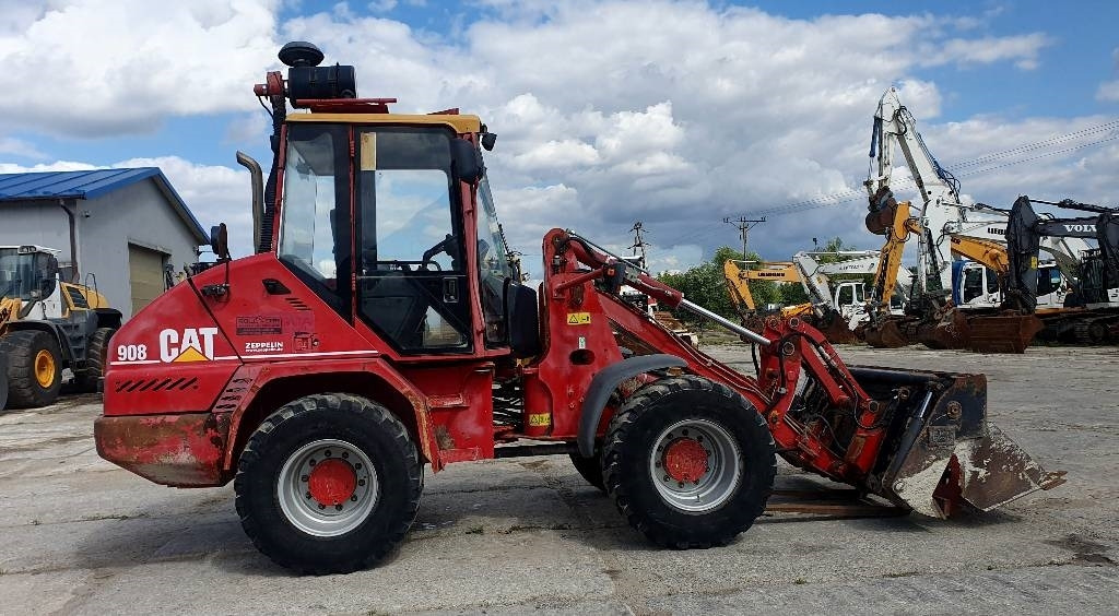 CAT 908 - اللودر بعجل: صور 4 CAT 908 - اللودر بعجل: صور 4