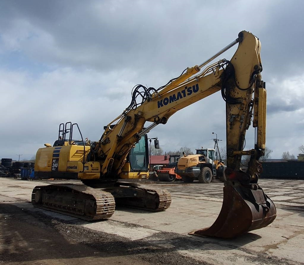 Komatsu PC 240 LC-10 - حفارات زحافة: صور 4 Komatsu PC 240 LC-10 - حفارات زحافة: صور 4