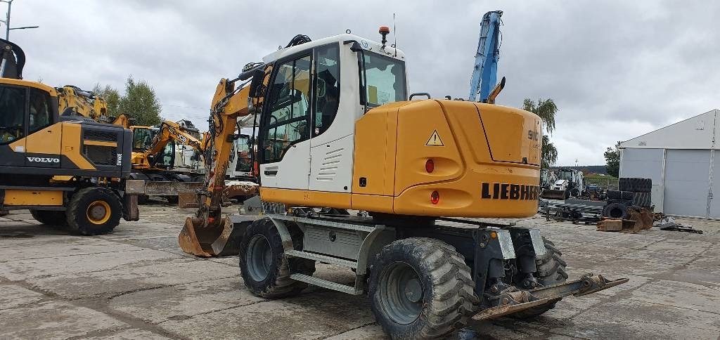 Liebherr A 910 compact - حفارة على عجلات: صور 5 Liebherr A 910 compact - حفارة على عجلات: صور 5