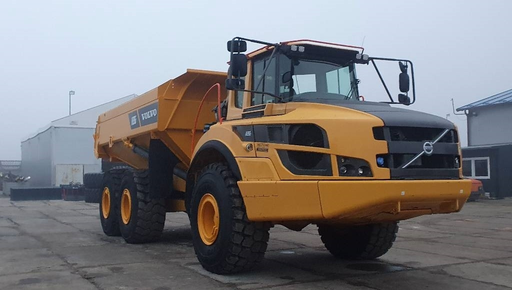 Volvo A 35 G - شاحنة مفصلية: صور 5 Volvo A 35 G - شاحنة مفصلية: صور 5