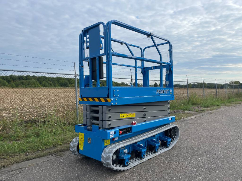 Fronteq FS0610T Tracked Scissor Lift - رافعات مقصية: صور 3 Fronteq FS0610T Tracked Scissor Lift - رافعات مقصية: صور 3