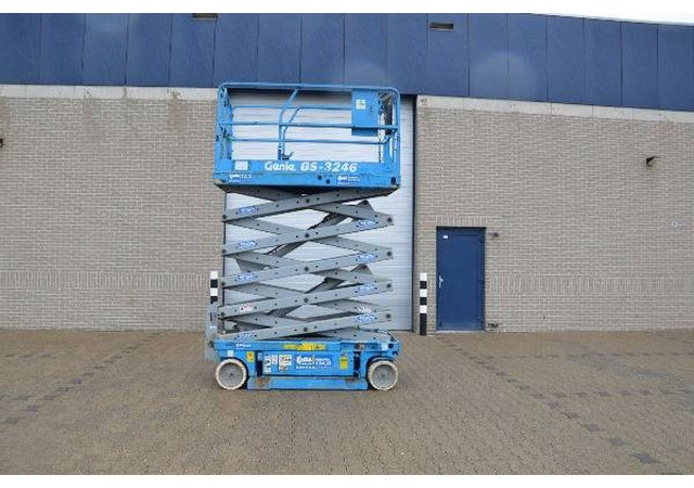 Genie GS 3246 | 2006 - رافعات مقصية: صور 1 Genie GS 3246 | 2006 - رافعات مقصية: صور 1