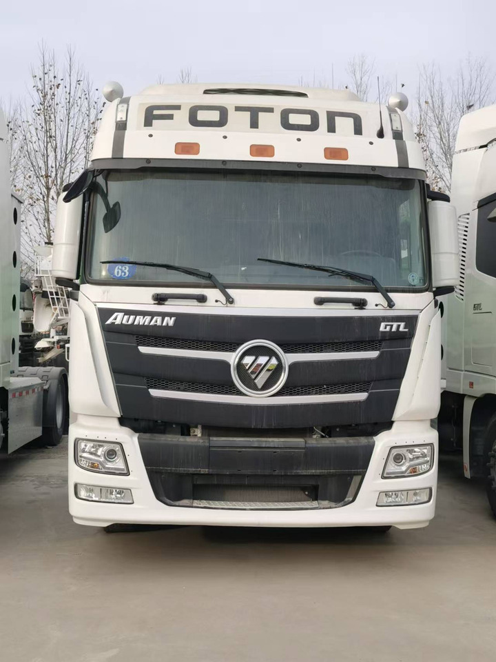 AUMAN - شاحنة جرار: صور 1 AUMAN - شاحنة جرار: صور 1