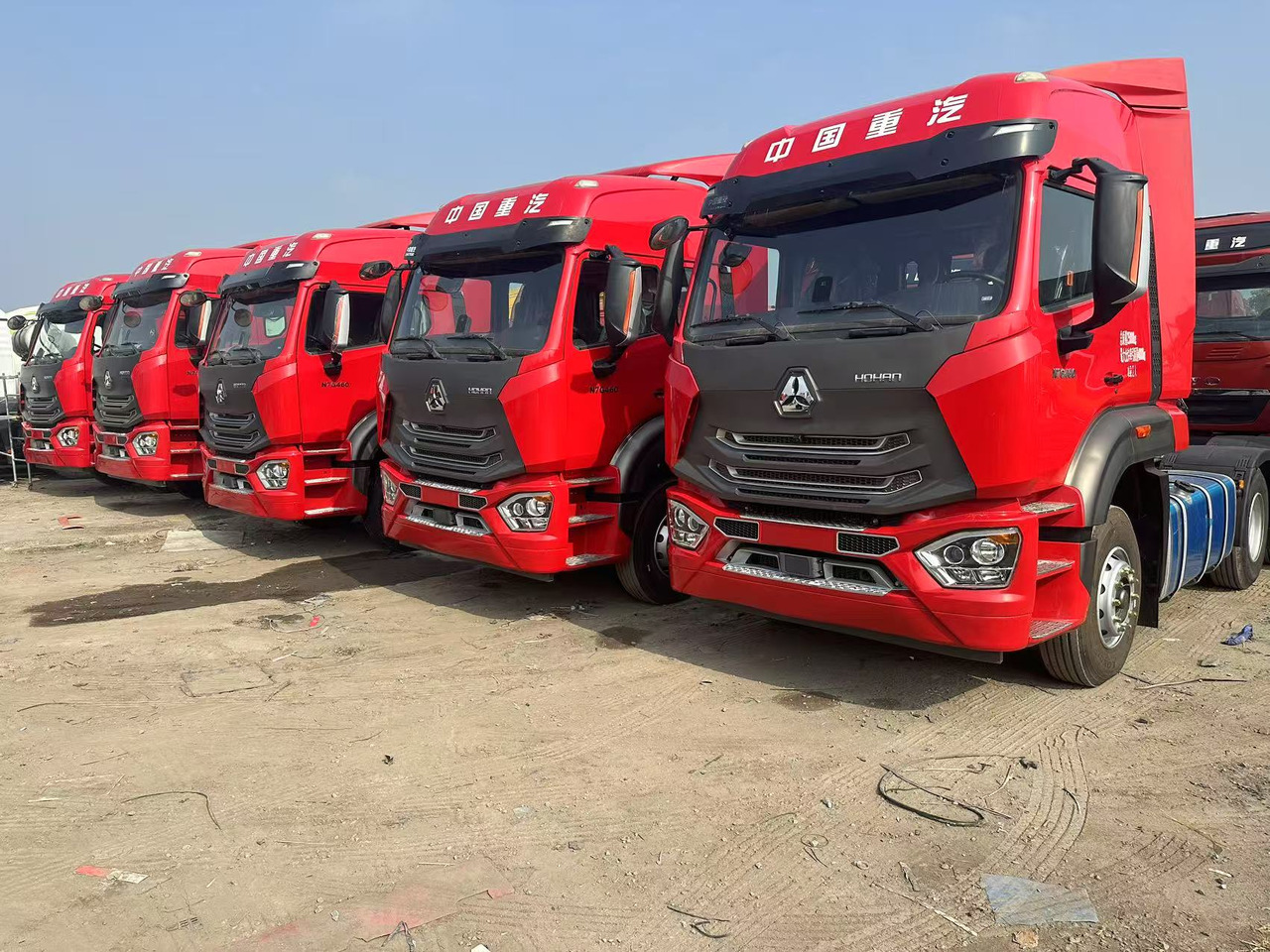 HOHAN - شاحنة جرار: صور 1 HOHAN - شاحنة جرار: صور 1