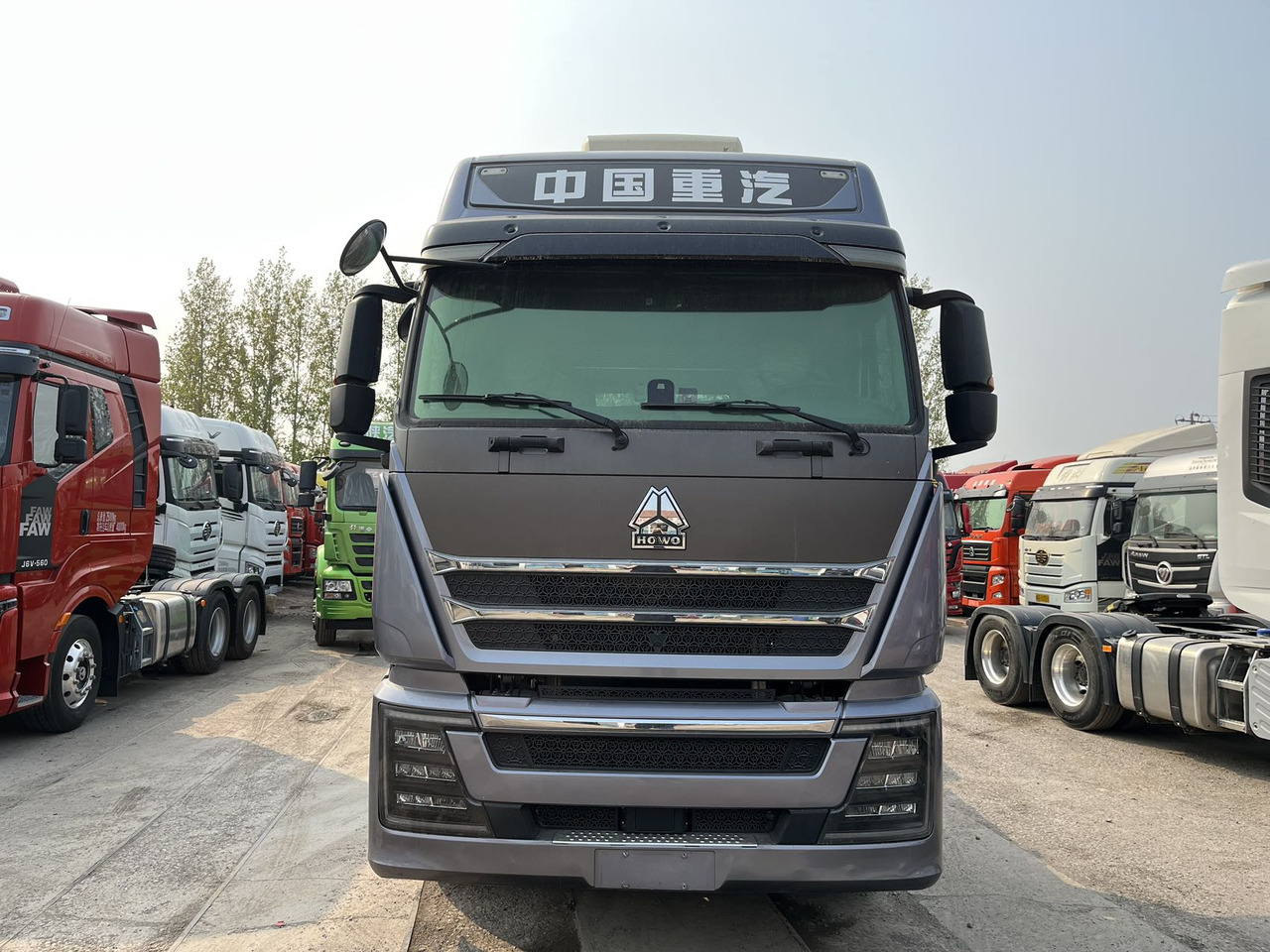 HOWO TH7 - شاحنة جرار: صور 2 HOWO TH7 - شاحنة جرار: صور 2