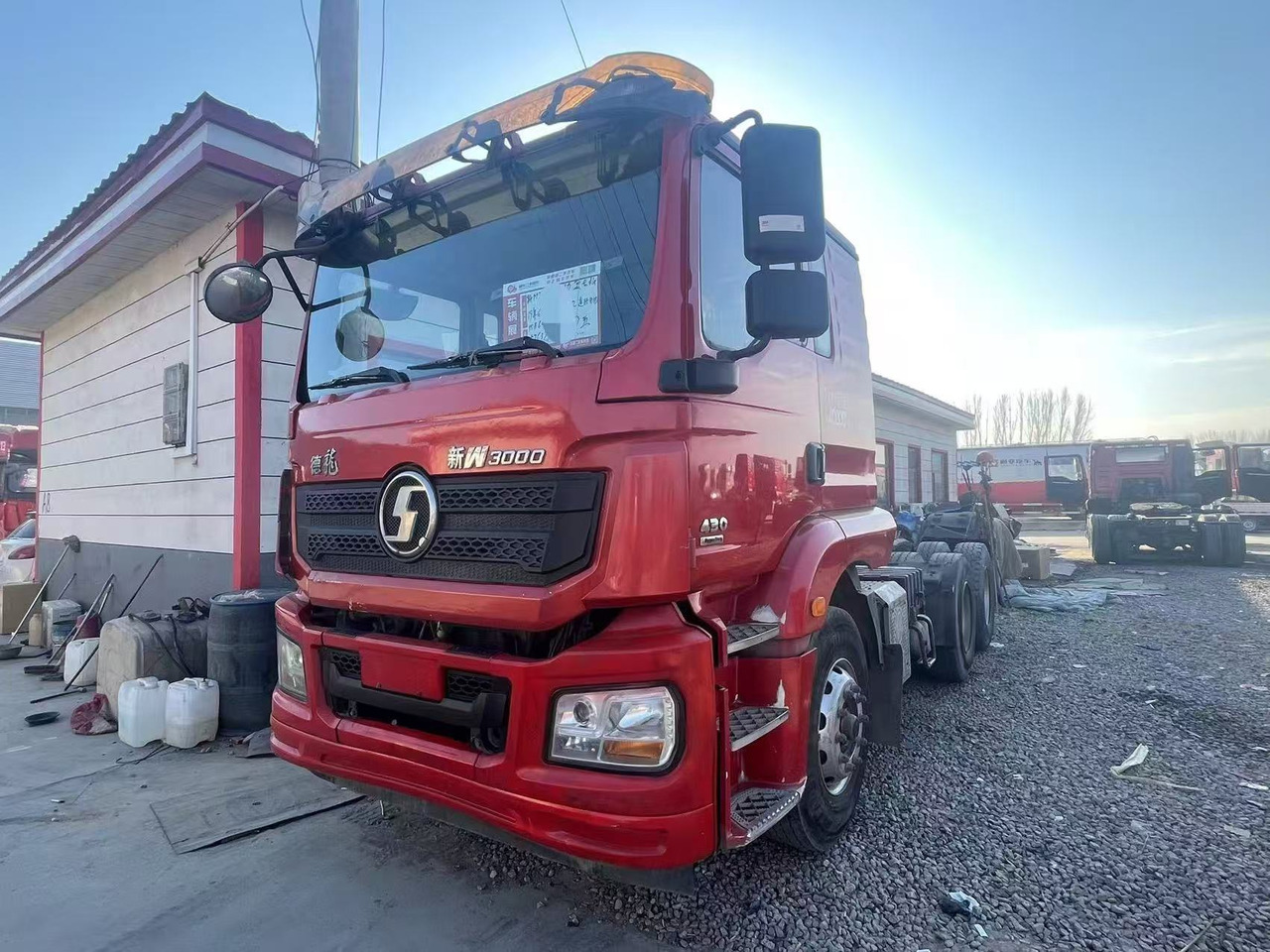 SHACMAN M3000 - شاحنة جرار: صور 2 SHACMAN M3000 - شاحنة جرار: صور 2