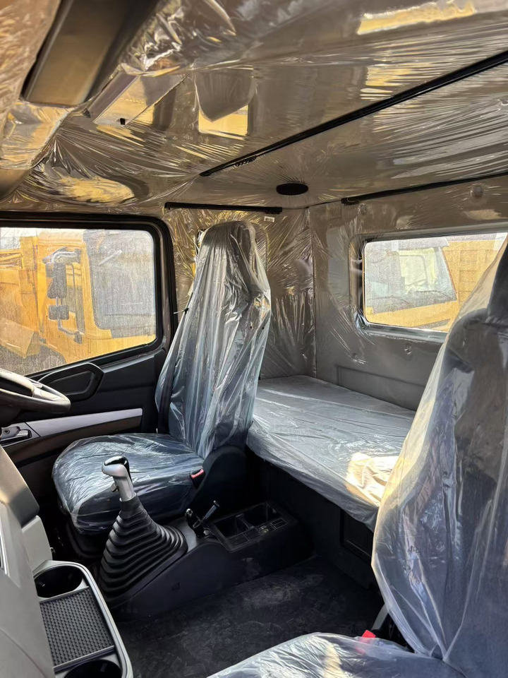 SINOTRUCK HOWO - شاحنة جرار: صور 3 SINOTRUCK HOWO - شاحنة جرار: صور 3