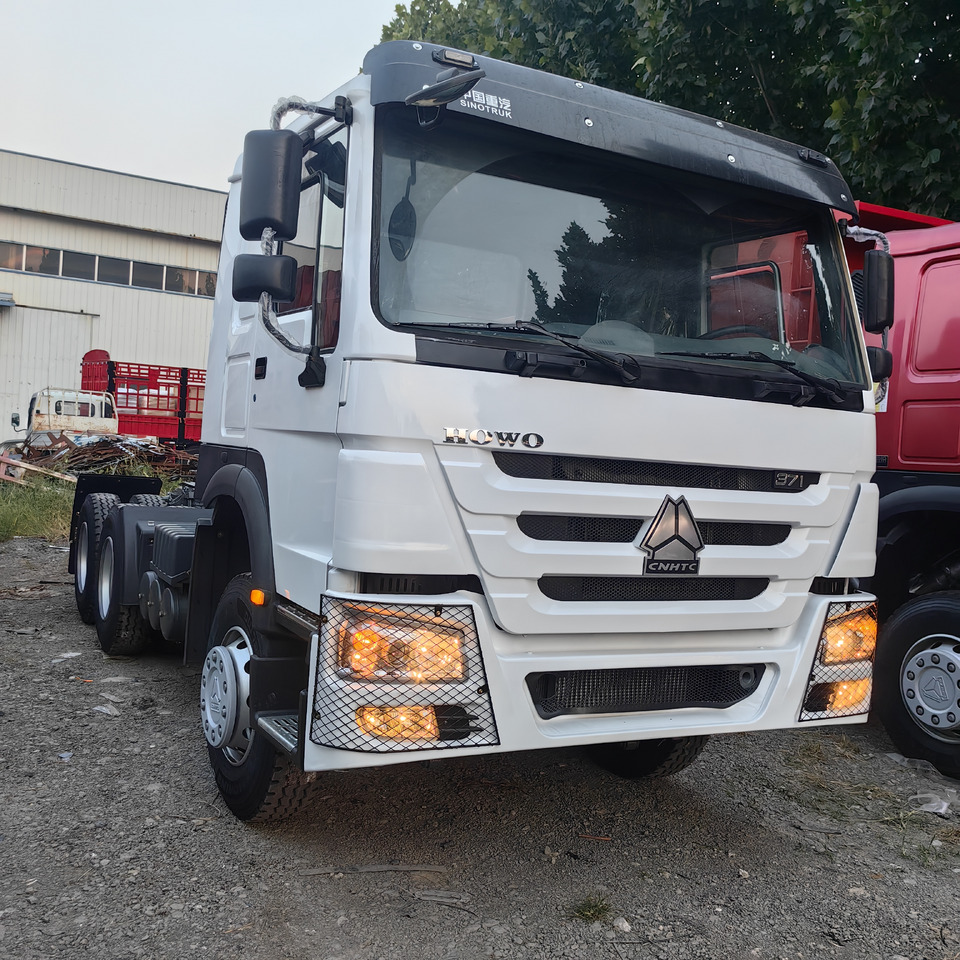 SINOTRUCK HOWO - شاحنة جرار: صور 1 SINOTRUCK HOWO - شاحنة جرار: صور 1