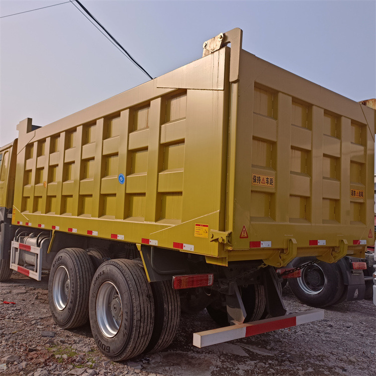 Sinotruck - قلابات: صور 3 Sinotruck - قلابات: صور 3