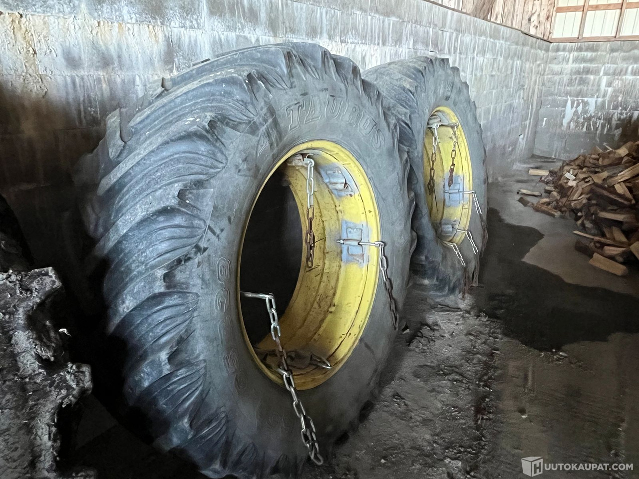 4 kpl Levikepyörät/paripyörät, Sopii esim Ursus, 5796331, Salo - عجلات - آلات البناء: صور 1 4 kpl Levikepyörät/paripyörät, Sopii esim Ursus, 5796331, Salo - عجلات - آلات البناء: صور 1