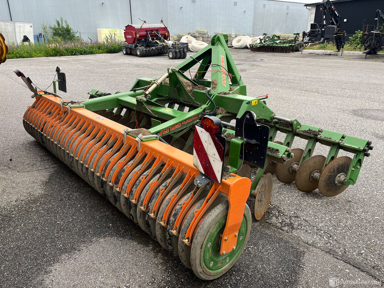 Amazone Catros 4001, Nostolaitelautasmuokkain, 2006, Salo - الآلات والماكينات الزراعية: صور 1 Amazone Catros 4001, Nostolaitelautasmuokkain, 2006, Salo - الآلات والماكينات الزراعية: صور 1