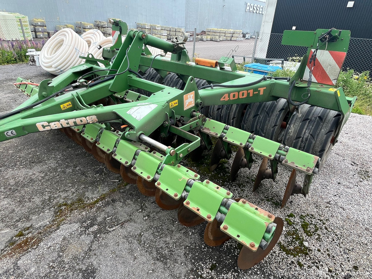 Amazone Catros 4001-T, hinattava lautasmuokkain, Salo - الآلات والماكينات الزراعية: صور 5 Amazone Catros 4001-T, hinattava lautasmuokkain, Salo - الآلات والماكينات الزراعية: صور 5