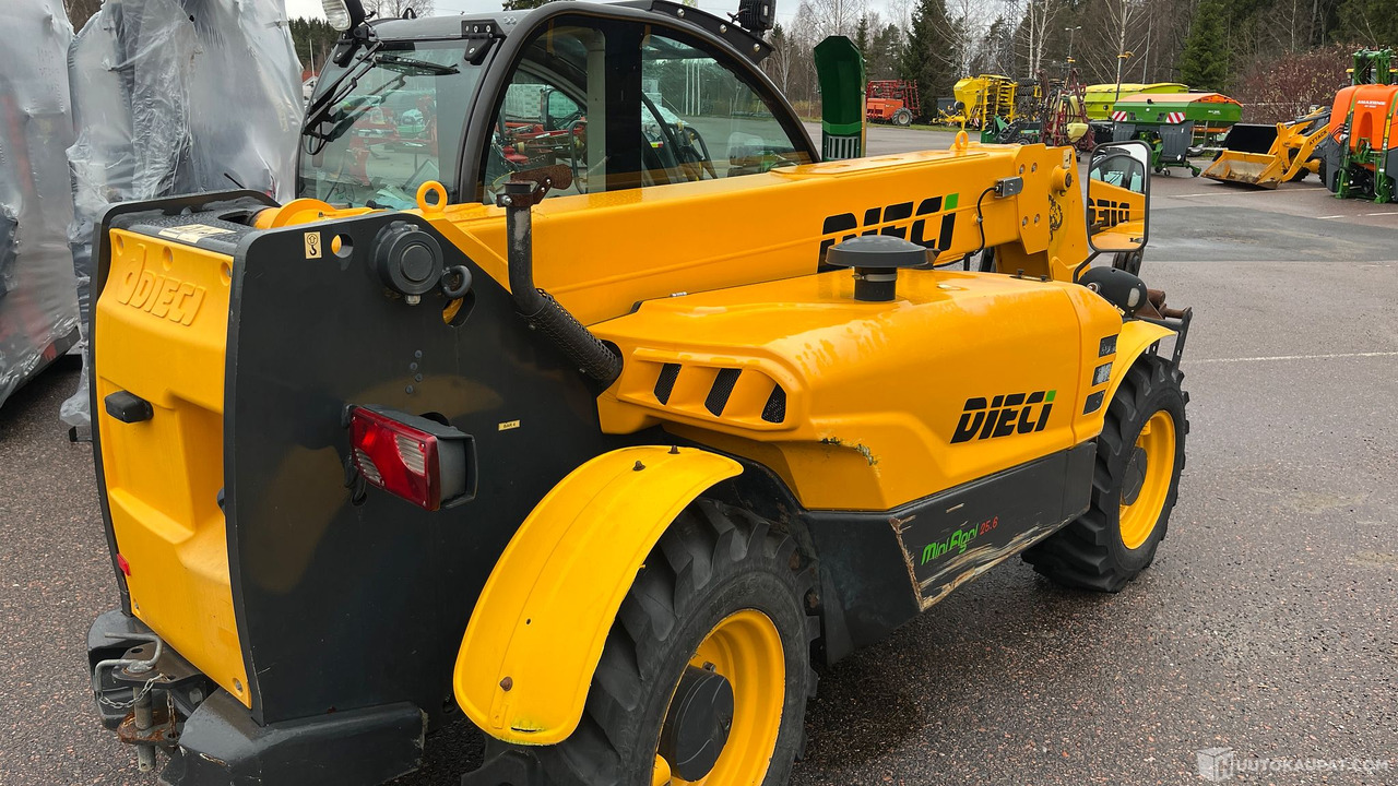 Dieci MINIAGRI 25.6, 2014, Tampere - الآلات والماكينات الزراعية: صور 3 Dieci MINIAGRI 25.6, 2014, Tampere - الآلات والماكينات الزراعية: صور 3