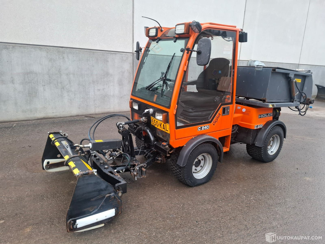 Holder C 240, 1999, Kiinteistötraktori, Sis alv 25,5%, Nurmijärvi - أخرى: صور 5 Holder C 240, 1999, Kiinteistötraktori, Sis alv 25,5%, Nurmijärvi - أخرى: صور 5