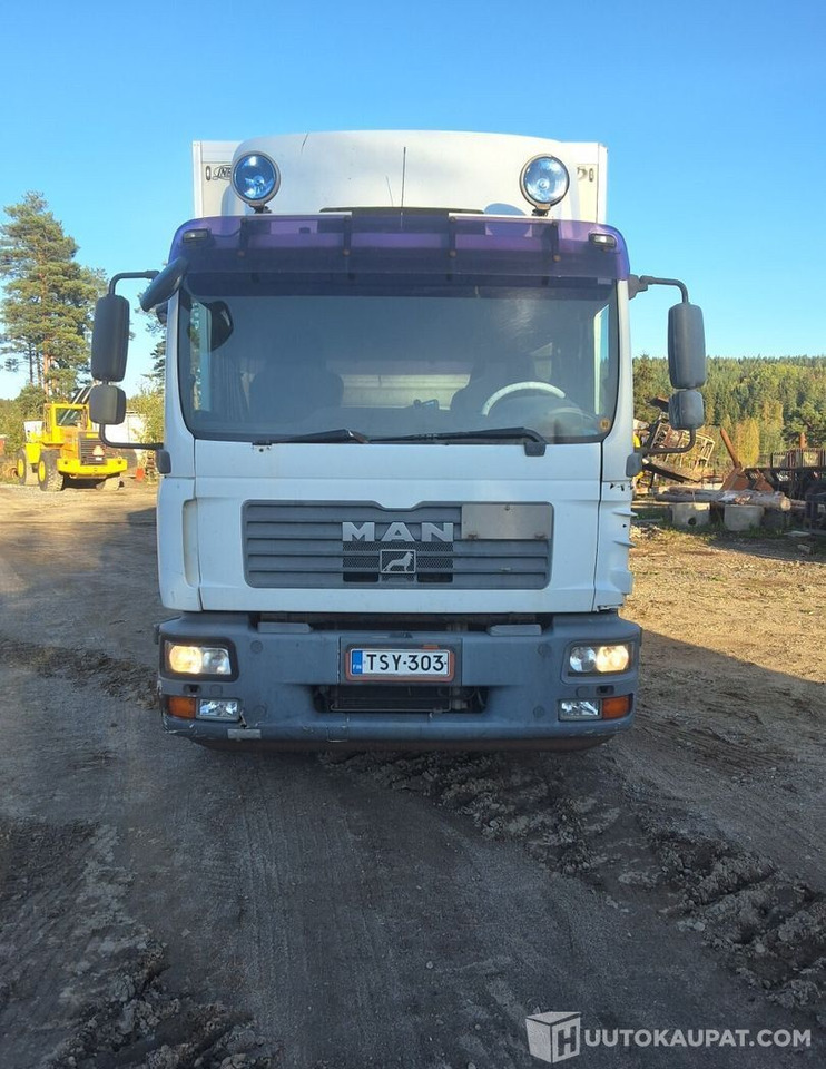 MAN Tgm 15.240, 2008, Diesel, 550 000 h, Leppävirta - بصندوق مغلق شاحنة: صور 4 MAN Tgm 15.240, 2008, Diesel, 550 000 h, Leppävirta - بصندوق مغلق شاحنة: صور 4
